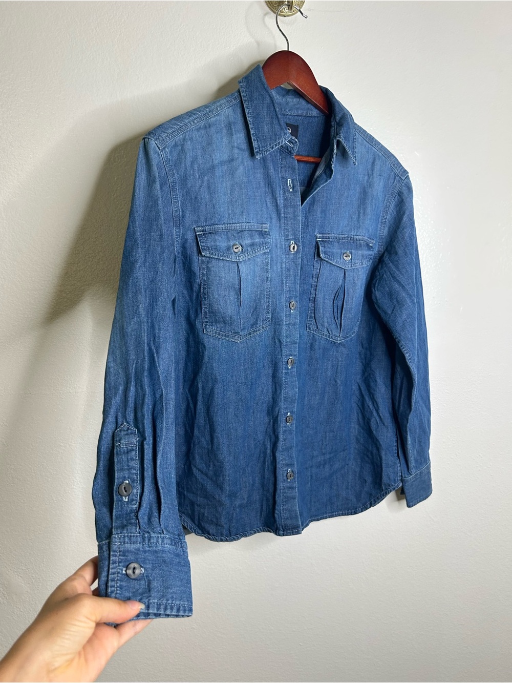 AG 100% Cotton Denim Long Sleeve Button Down Collared Ana Shirt